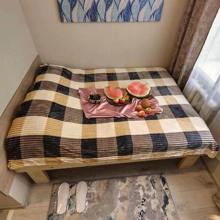Yourhouse На Розыбакиева Утепова Недалеко От Меги Almaty Eksteriør billede