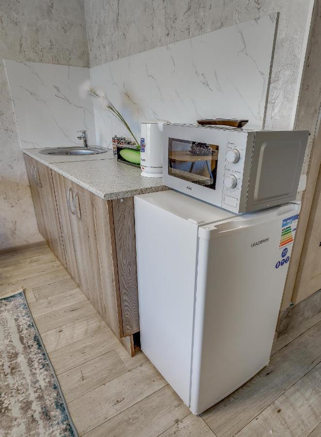 Yourhouse На Розыбакиева Утепова Недалеко От Меги Almaty Eksteriør billede
