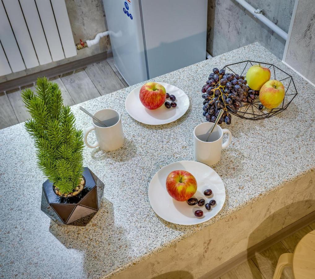 Yourhouse На Розыбакиева Утепова Недалеко От Меги Almaty Eksteriør billede