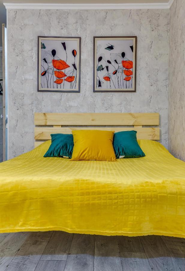 Yourhouse На Розыбакиева Утепова Недалеко От Меги Almaty Eksteriør billede