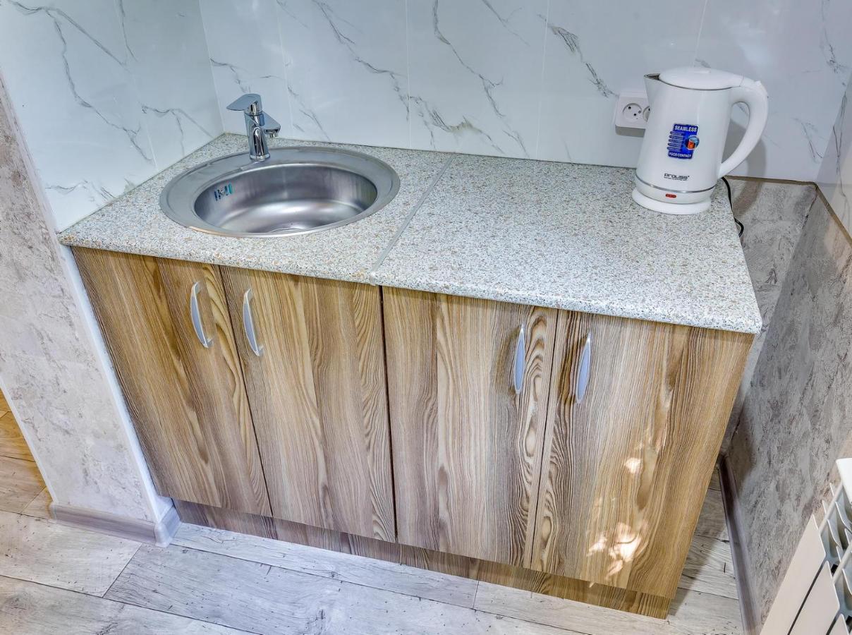 Yourhouse На Розыбакиева Утепова Недалеко От Меги Almaty Eksteriør billede