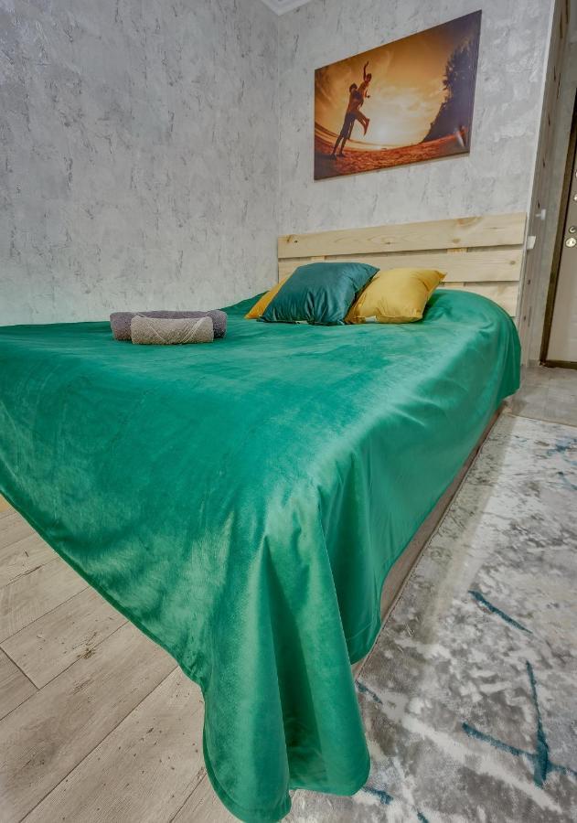 Yourhouse На Розыбакиева Утепова Недалеко От Меги Almaty Eksteriør billede